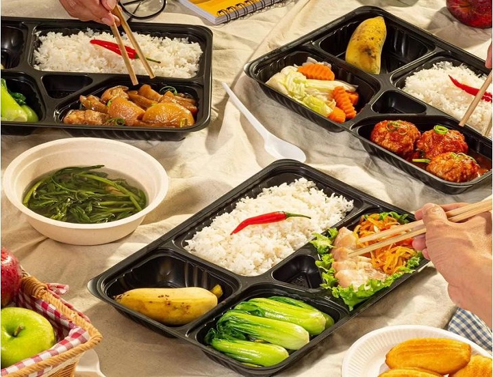 Hộp nhựa đựng cơm văn phòng có thực sự an toàn cho sức khỏe?